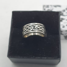 Load image into Gallery viewer, Celtic Knot Ring size O
