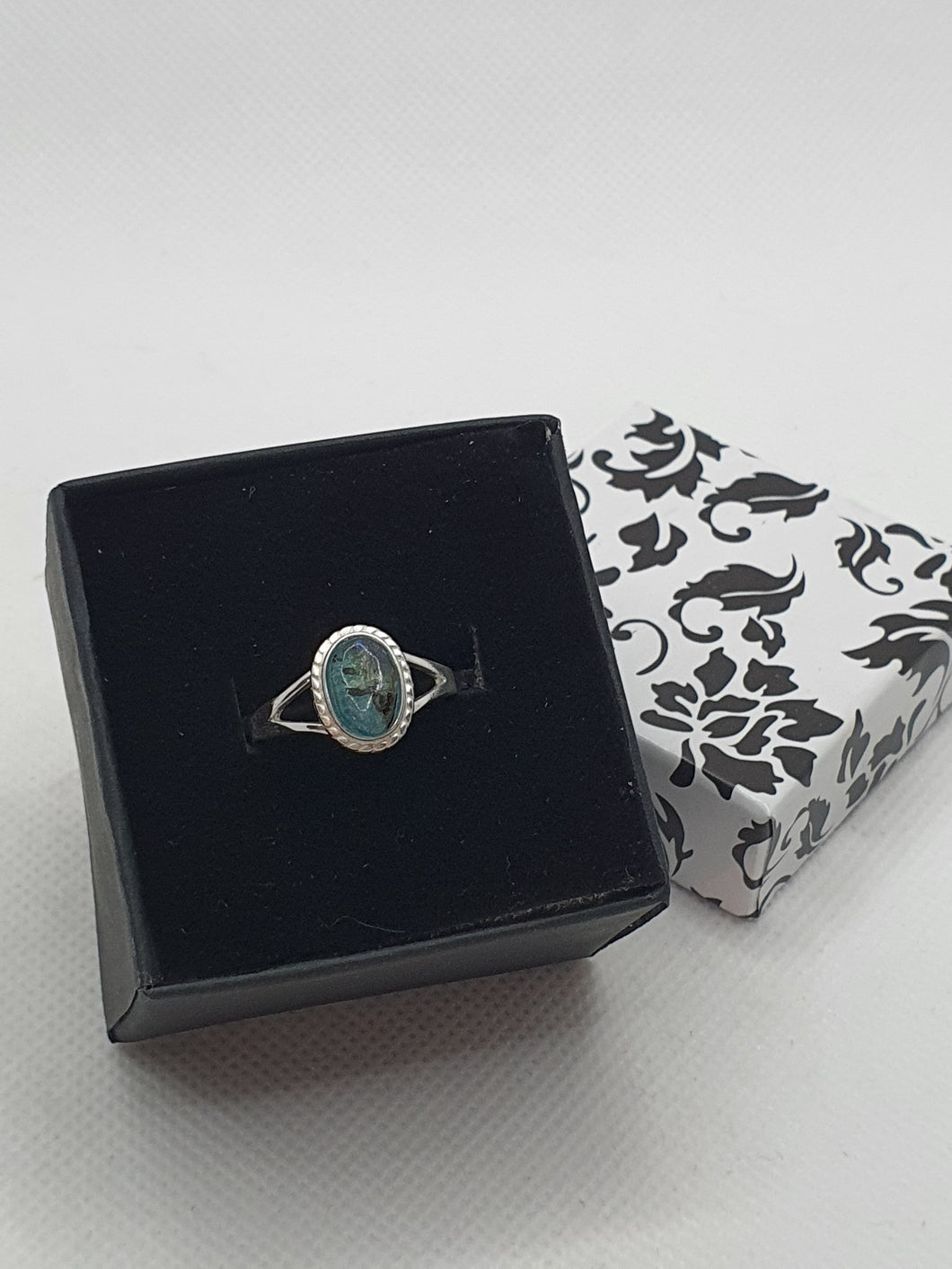 Labradorite Ring size N